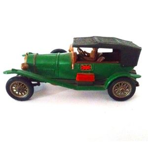 Vintage, Collectible Die Cast Bentley Gorgi Classics Le Mans 1927 Car